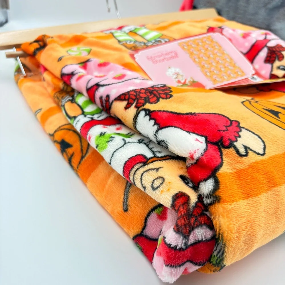 Strawberry Shortcake Halloween Plush Throw Blankets Set of 2 Orange Grey Pumpkin
